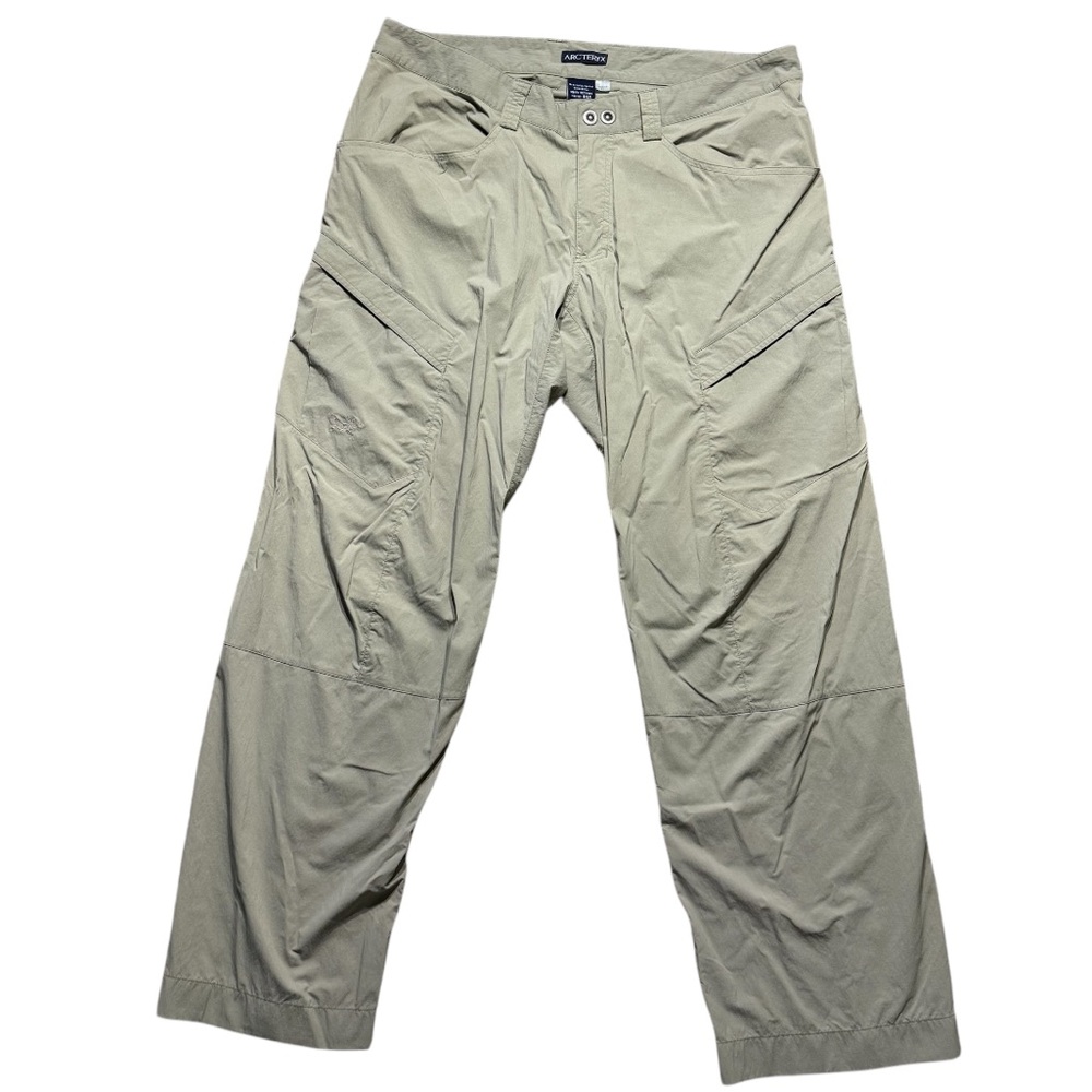 Arcteryx Herren pants tan 38x32 men windbreaker khaki nylon waterproof gorpcore